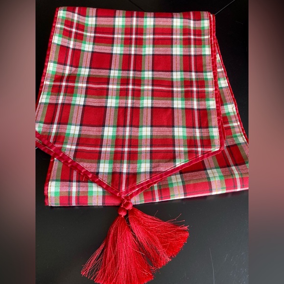 Pottery Barn Holiday Pottery Barn Christmas Table Runner Poshmark